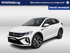 Volkswagen Taigo - 1.5 TSI R-Line 150pk DSG Automaat / Panoramadak /18"LM velgen / Digital Cockpit Pro /