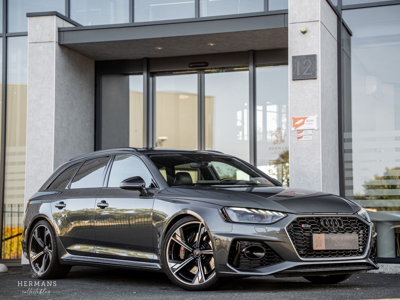 Audi A4 Avant - 2.9 TFSI RS 4 quattro competition plus / RS Essential / Pano / Massage / B&O - AutoWereld.nl