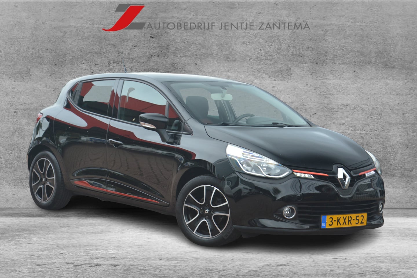 Renault Clio - 0.9 TCe Expression | Navigatie | Trekhaak | Airco | Cruise-control | NL auto!! | - AutoWereld.nl