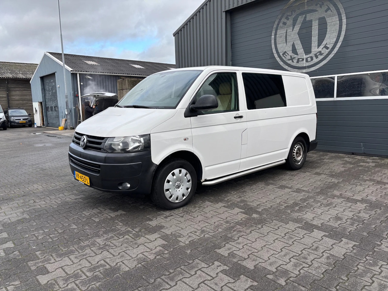 Volkswagen Transporter - DOUBLECAB 2.0 TDI Airco Navi AHK - AutoWereld.nl