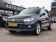 Volkswagen Tiguan - 1.4 TSI R-LINE | AUT | PANO | NAVI | DYNAUDIO | TREKHAAK