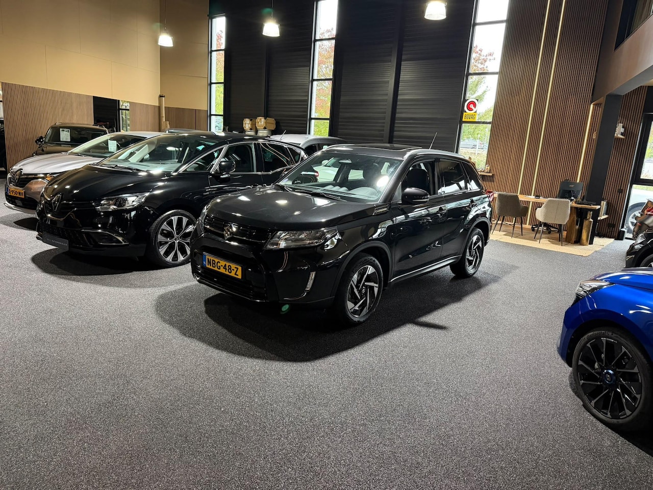 Suzuki Vitara - 1.5 Hybrid Style Facelift|Pano|Navi|Camera - AutoWereld.nl