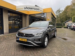 Volkswagen T-Roc - 1.5 TSI Life Business Automaat Climate Control Navi Camera Carplay