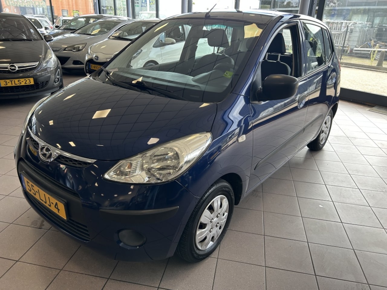 Hyundai i10 - 1.1 Active Cool APK 5-27 124 DKM BJ 2010 !!! - AutoWereld.nl