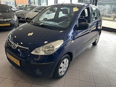 Hyundai i10 - 1.1 Active Cool APK 5-27 124 DKM BJ 2010