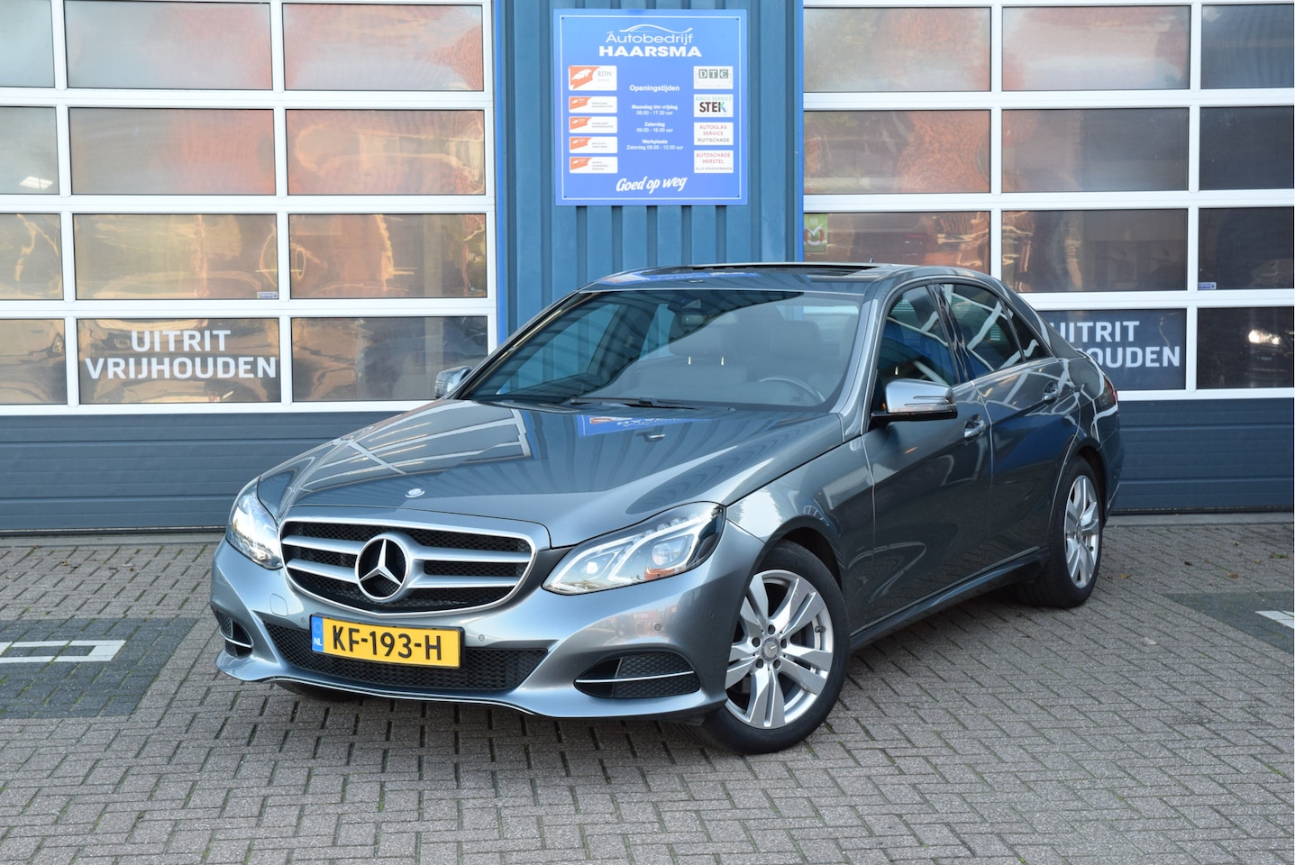 Mercedes-Benz E-klasse - 200 Edition AMG Avantgarde Trekhaak Automaat - AutoWereld.nl