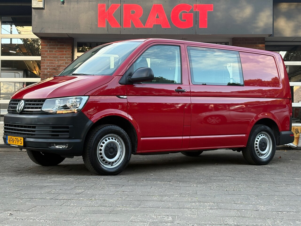 Volkswagen Transporter - 2.0 TDI L1H1 Highline ROLSTOELBUS, elektrische klep, elektrisch lift, standkachel150 PK AU - AutoWereld.nl