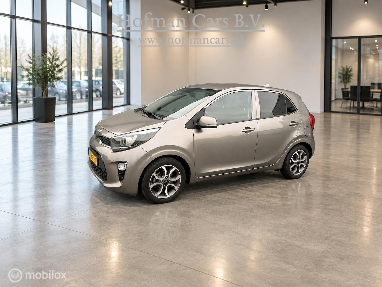 Kia Picanto - 1.0 MPi DynamicPlusLine | Slechts 51.469 KM | CarPlay | Navigatie | Camera | LM Velgen - AutoWereld.nl