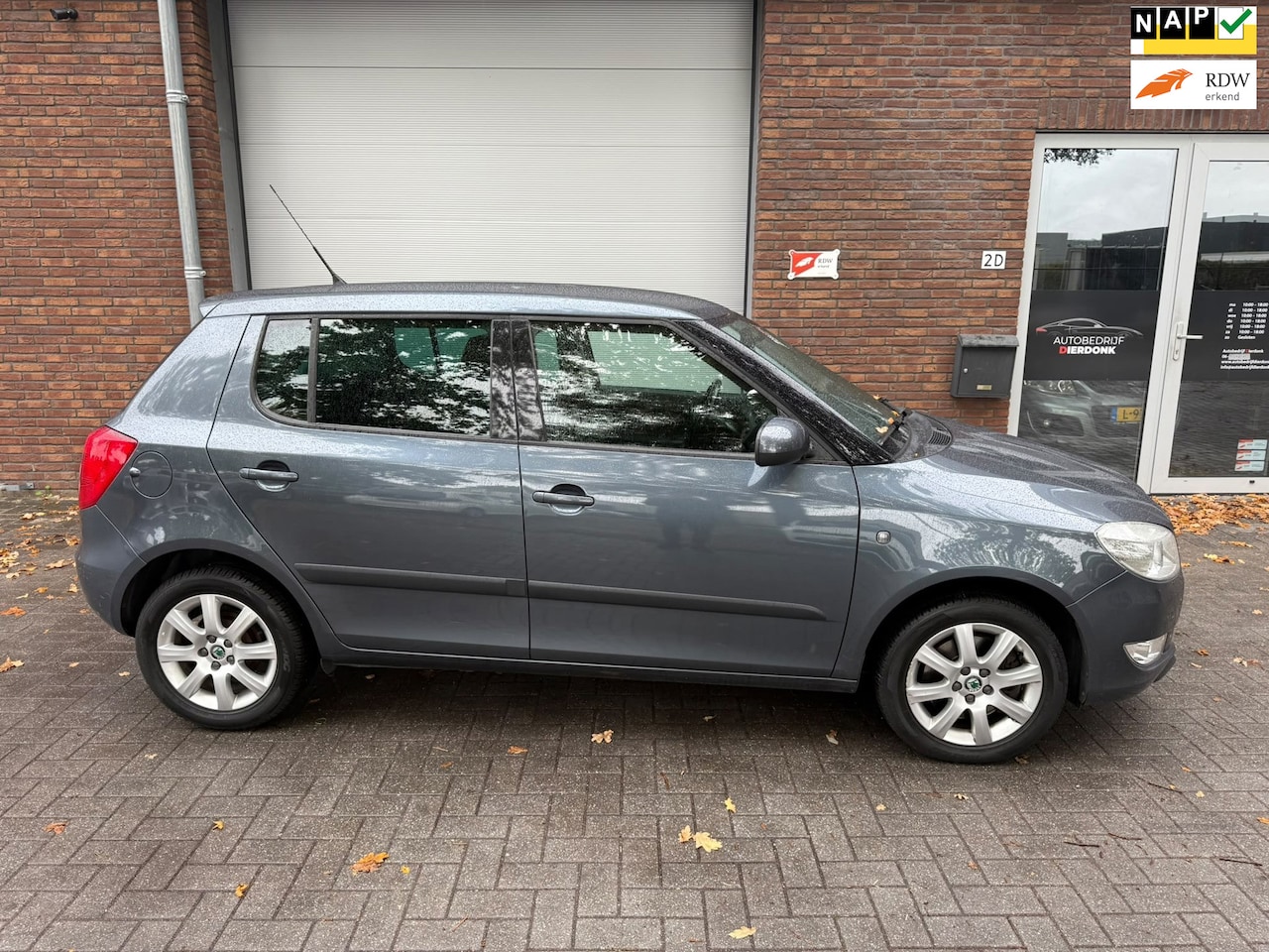 Skoda Fabia - 1.2 TSI Elegance|AUTOMAAT|AIRCO|NIEUWE APK - AutoWereld.nl