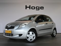 Toyota Yaris - 1.0 VVTi Terra NAP Trekhaak Elektrisch pakket Inruil Mogelijk