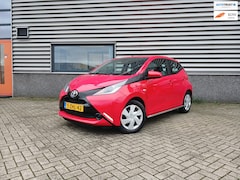 Toyota Aygo - 1.0 VVT-i x-play | Cruise | Start/Stop | Elek. Ramen