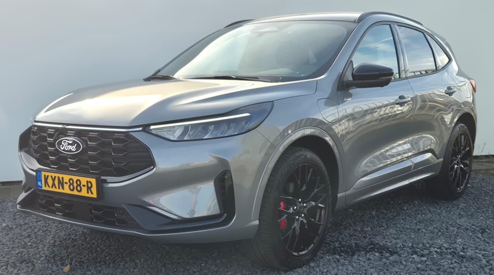 Ford Kuga - 2.5 PHEV ST-Line X Black Pack - AGR Stoelen - 360 Camera - Winter Pack - Privacy Glass - V - AutoWereld.nl