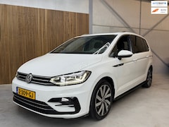 Volkswagen Touran - 1.5 TSI Highline Business R-LINE 7p AUOTMAAT | PANO | LED |