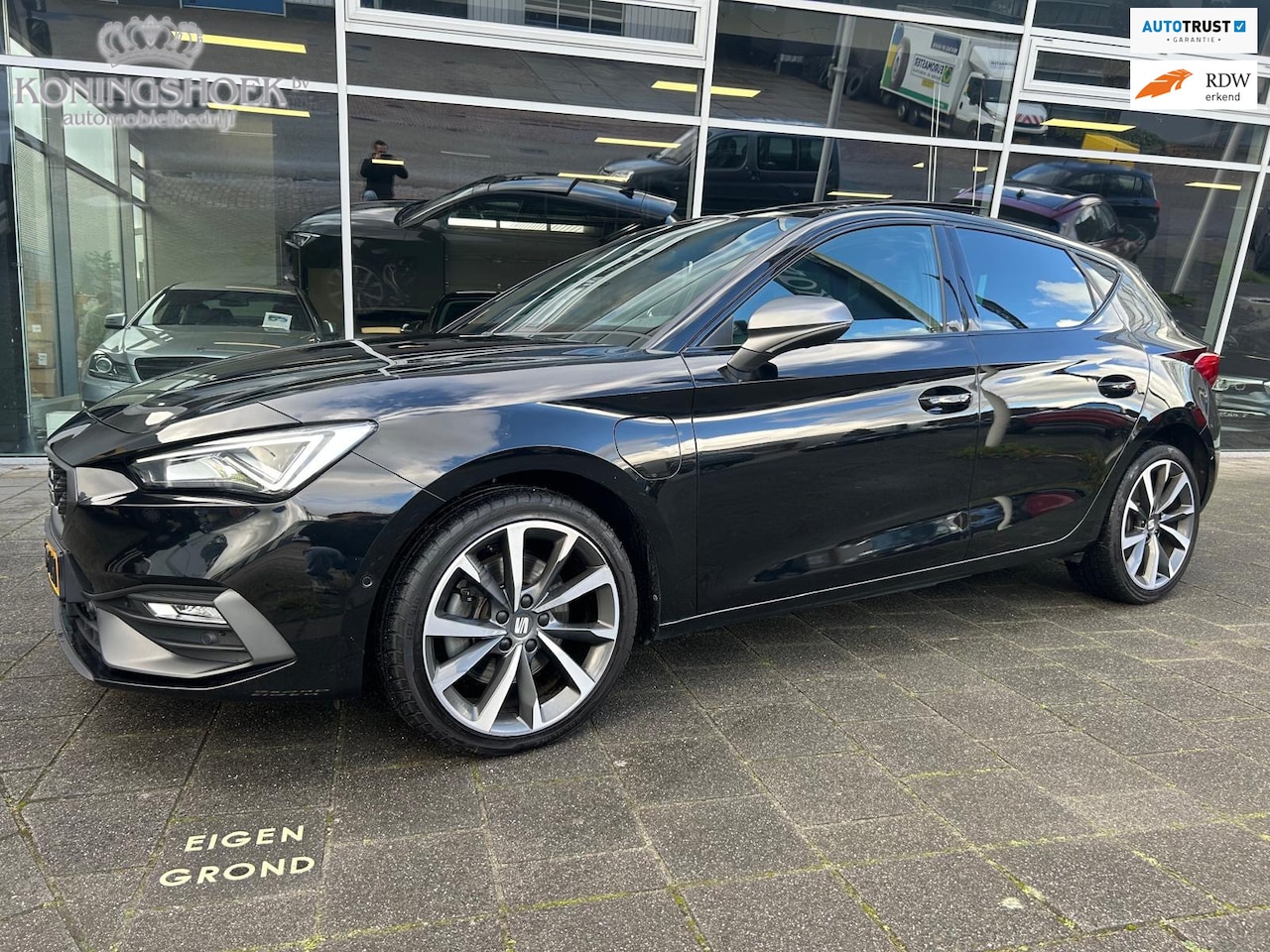 SEAT Leon - 1.4 TSI eHybrid PHEV FR Business Intense 1.4 TSI eHybrid PHEV FR Business Intense - AutoWereld.nl