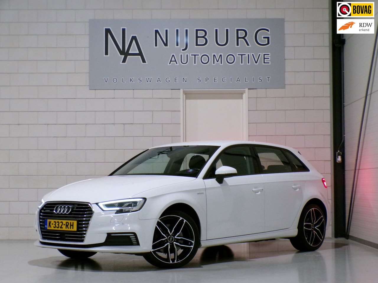 Audi A3 Sportback - 1.4 e-tron Sport Pro Line plus Apple-Carplay Stoelverwarming Full-LED Android-Auto Parkeer - AutoWereld.nl