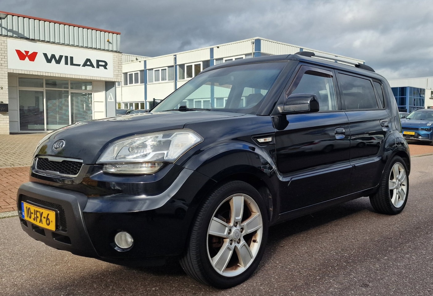 Kia Soul - 1.6 X-ecutive NAVI PSENSOR CRUISE TREKHAAK BOEKJES - AutoWereld.nl
