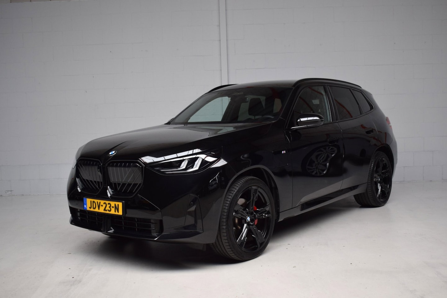 BMW X3 - 30e xDrive PHEV M-SPORT PRO / ORG.NED / PANORAMADAK / 360CAMERA / EL.TREKHAAK / H/K GELUID - AutoWereld.nl
