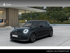 MINI 3-Deurs - 1.5 Cooper C Classic M | Panoramadak | Getint Glas Achter | Head-Up Display | Harman Kardo
