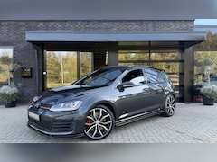 Volkswagen Golf - 2.0 GTI DSG | Pano | Dynaudio | Maxton | Navi | Clima