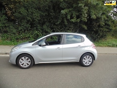 Peugeot 208 - 1.2 VTi Envy 5 deurs met airco navi 2014