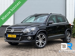 Volkswagen Tiguan - 2.0 TSI 4motion R-line|TREKHAAK|2200KG TREK|CAMERA
