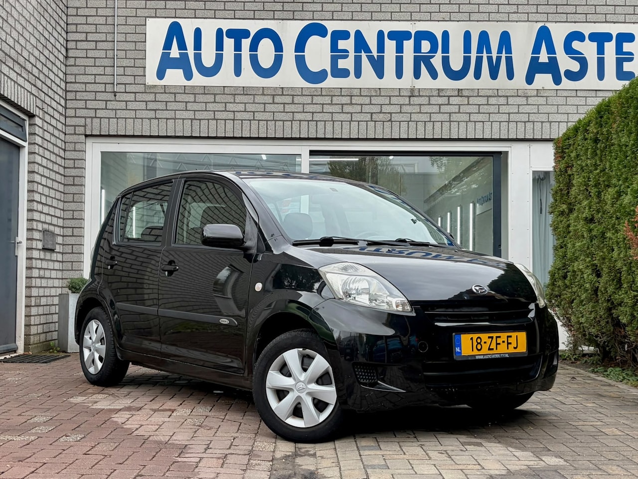 Daihatsu Sirion 2 - 1.0-12V Premium 1.0-12V Premium - AutoWereld.nl