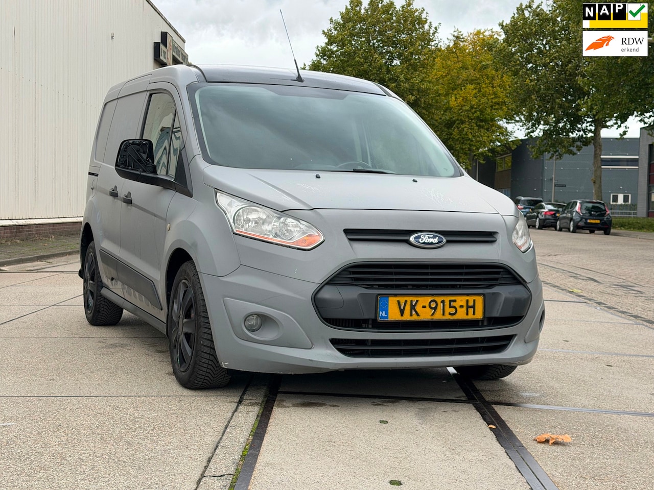 Ford Transit Connect - 1.6 TDCI L1 Trend 2014 | 3pers. | Airco | Cruise | Apk - AutoWereld.nl