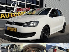Volkswagen Polo - 1.2 Easyline - Navigatie I Airco I PDC I Sport velgen I Comfort pakket I Nwe APK 10-2027