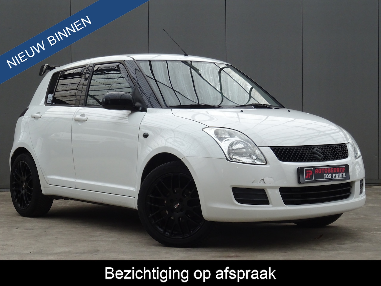 Suzuki Swift - 1.3 SPORT * CARPLAY * 17 INCH !! - AutoWereld.nl