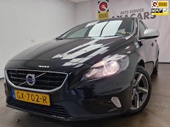 Volvo V40 - 2.0 D2 Summum Business R-Design NIEUWE APK AIRCO NAP DEALER ONDERH