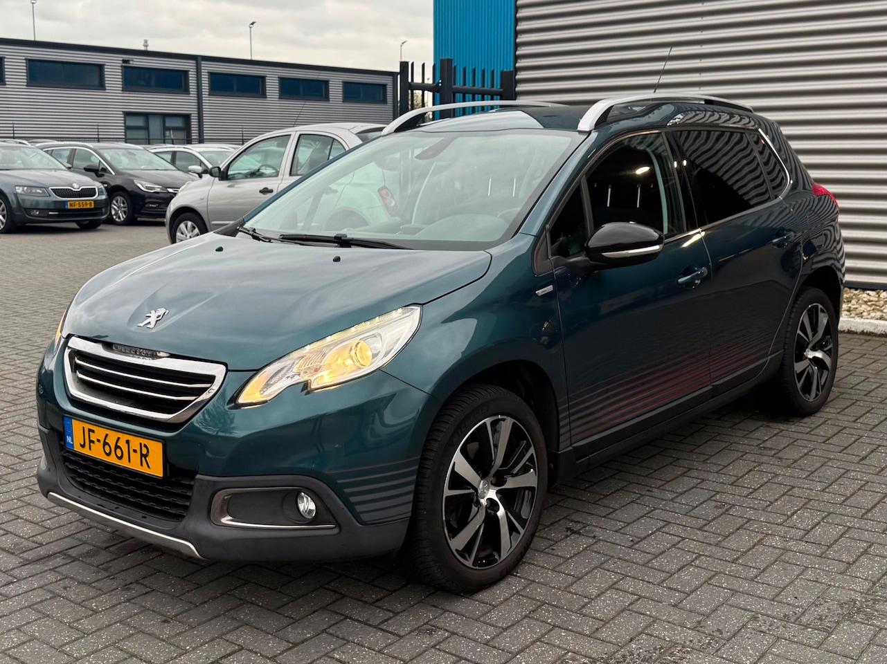 Peugeot 2008 - 1.2 PureTech Urban Cross 1.2 PureTech Urban Cross - AutoWereld.nl