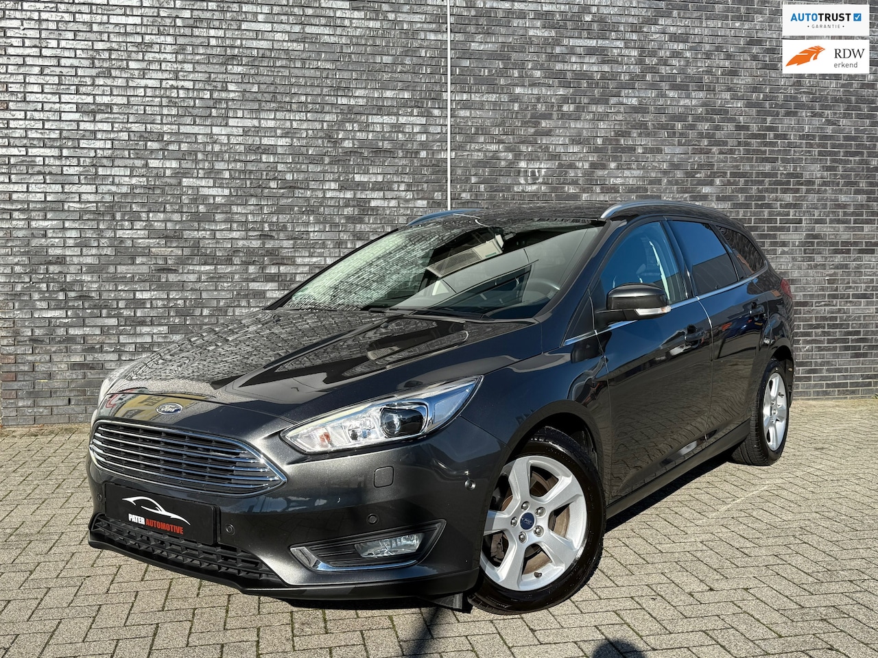 Ford Focus Wagon - 1.0 Titanium 125pk|Camera|Cruise|Carplay|360*PDC|Trekhaak Montage mogelijk!|Keyless|Stoel& - AutoWereld.nl