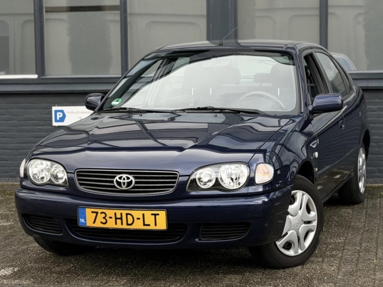 Toyota Corolla - 1.6 VVT-i Terra 1.6 VVT-i Terra - AutoWereld.nl