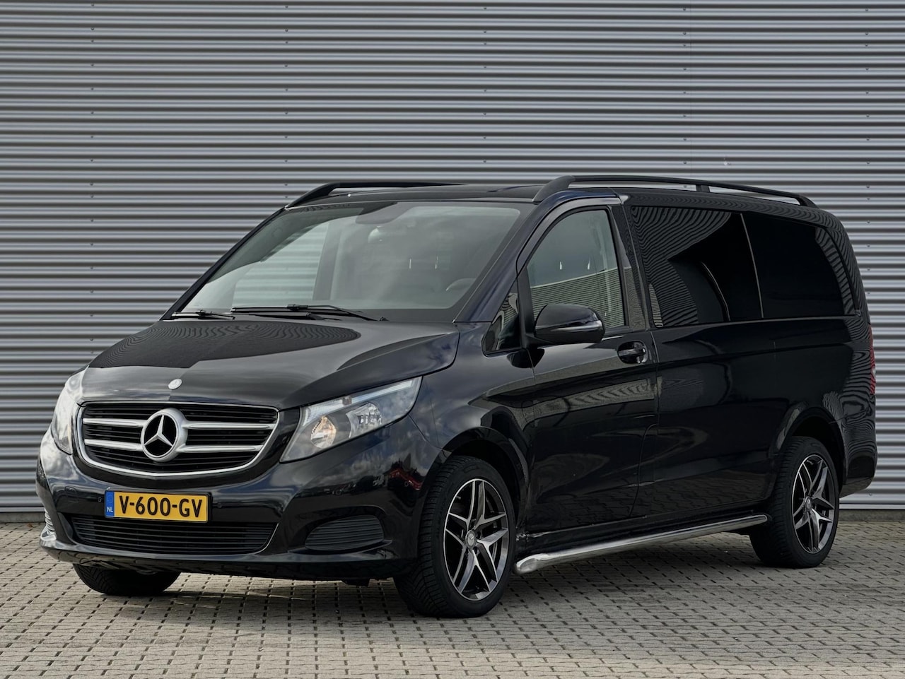 Mercedes-Benz V-klasse - 220d Lang DC Dubbele cabine MARGE - AutoWereld.nl