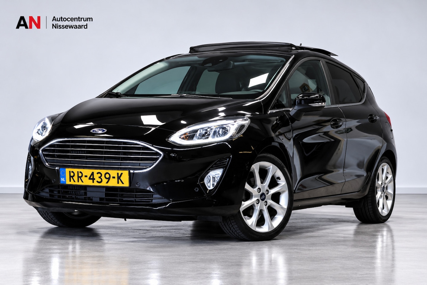 Ford Fiesta - 1.0 EcoBoost Titanium Pano|B&O|Vol Opties - AutoWereld.nl