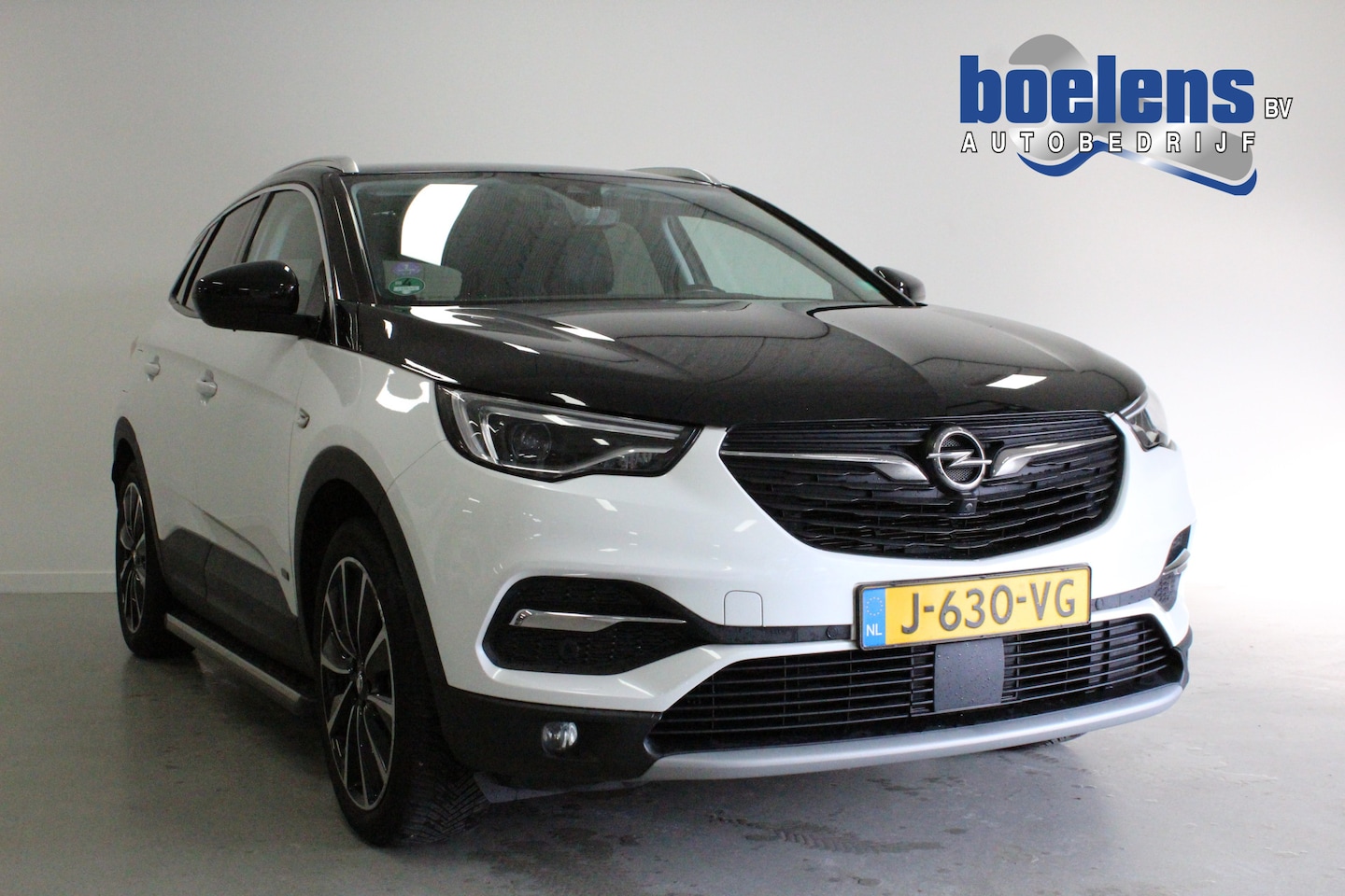 Opel Grandland X - 1.6 Turbo Hybrid4 Ultimate | STOEL/VERW+KOEL | CARPLAY | CAMERA | NAVI | KEYLESS | LED | P - AutoWereld.nl