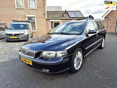 Volvo V70 - 2.5 T Comfort LineAutomaat Navi Airco cruise