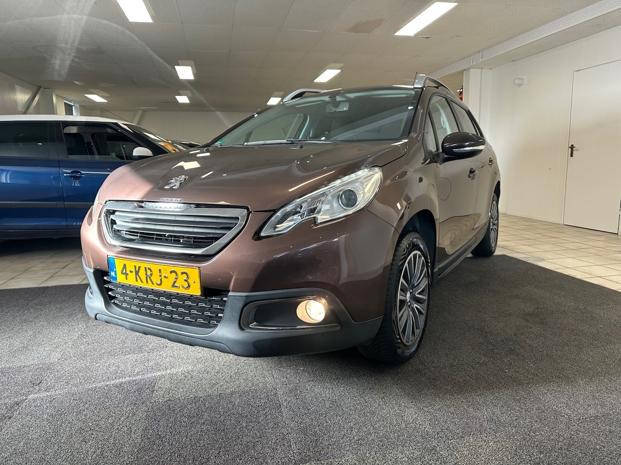 Peugeot 2008 - 1.2 VTi Active.NAP - AutoWereld.nl