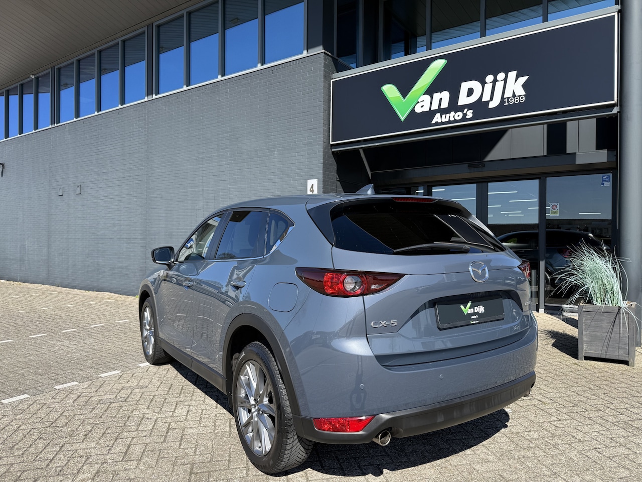 Mazda CX-5 - 2.0 SkyActiv-G Navi 360Camera Pdc 19Inch - AutoWereld.nl