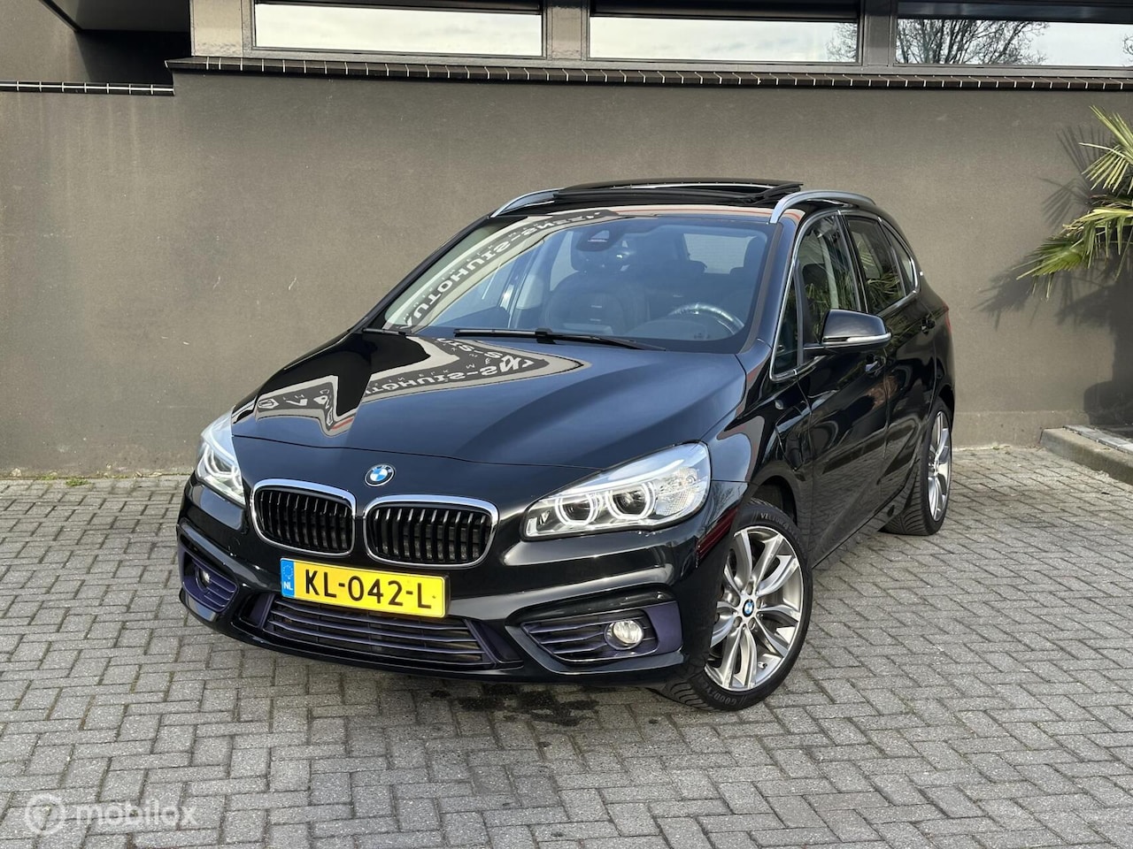 BMW 2-serie Active Tourer - 225xe iPerformance Centennial - AutoWereld.nl