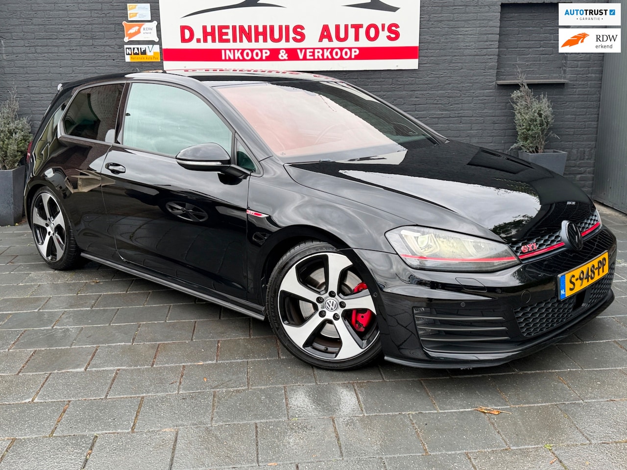 Volkswagen Golf - 2.0 TSI GTI Performance|DSG|LEDER|DYNAUDIO - AutoWereld.nl
