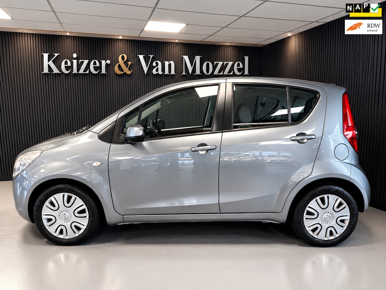 Opel Agila - 1.2 Edition 1e eigenaar - AutoWereld.nl