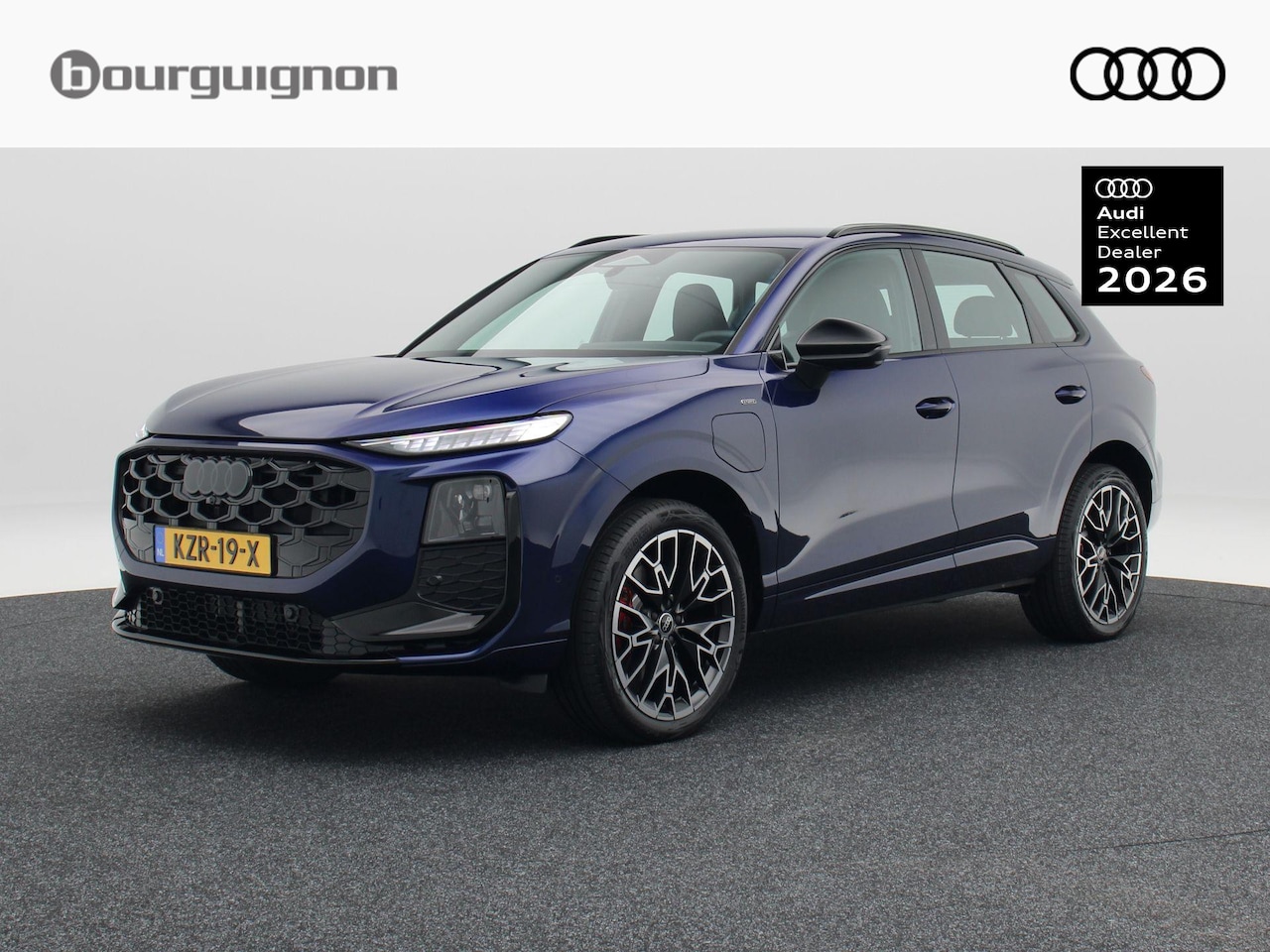 Audi Q3 - 1.5 e-hybrid | S edition | Privacy glas | 20 inch velgen | Matrix led | Adaptieve dempers - AutoWereld.nl