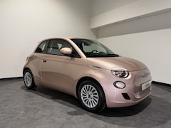 Fiat 500 - 3+1 42 kWh | Apple CarPlay - Android Auto | Stoelen verwarmd | Dodehoek detectie