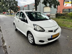 Toyota Aygo - 1.0-12V Access airco e.ramen
