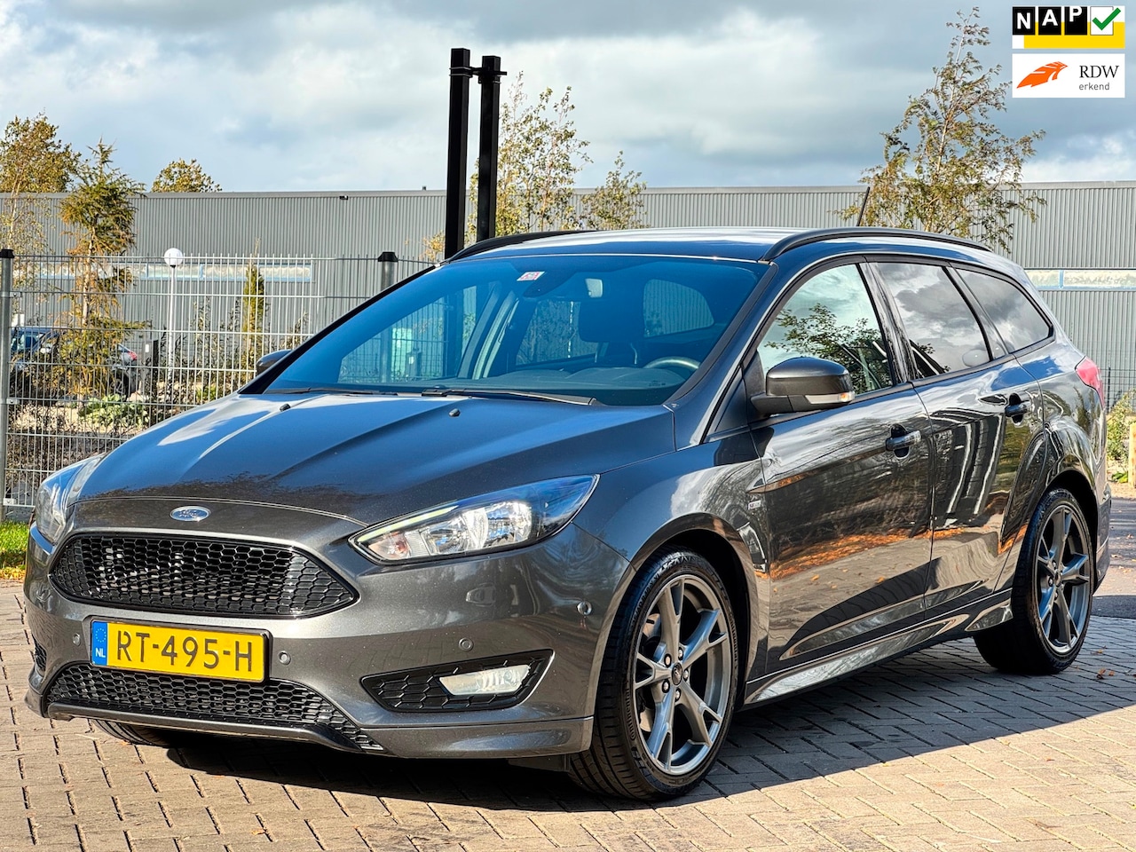 Ford Focus Wagon - 1.5 ST-Line 150PK|NW DISTRIBUTIERIEM|TOP ONDERHOUDEN| - AutoWereld.nl