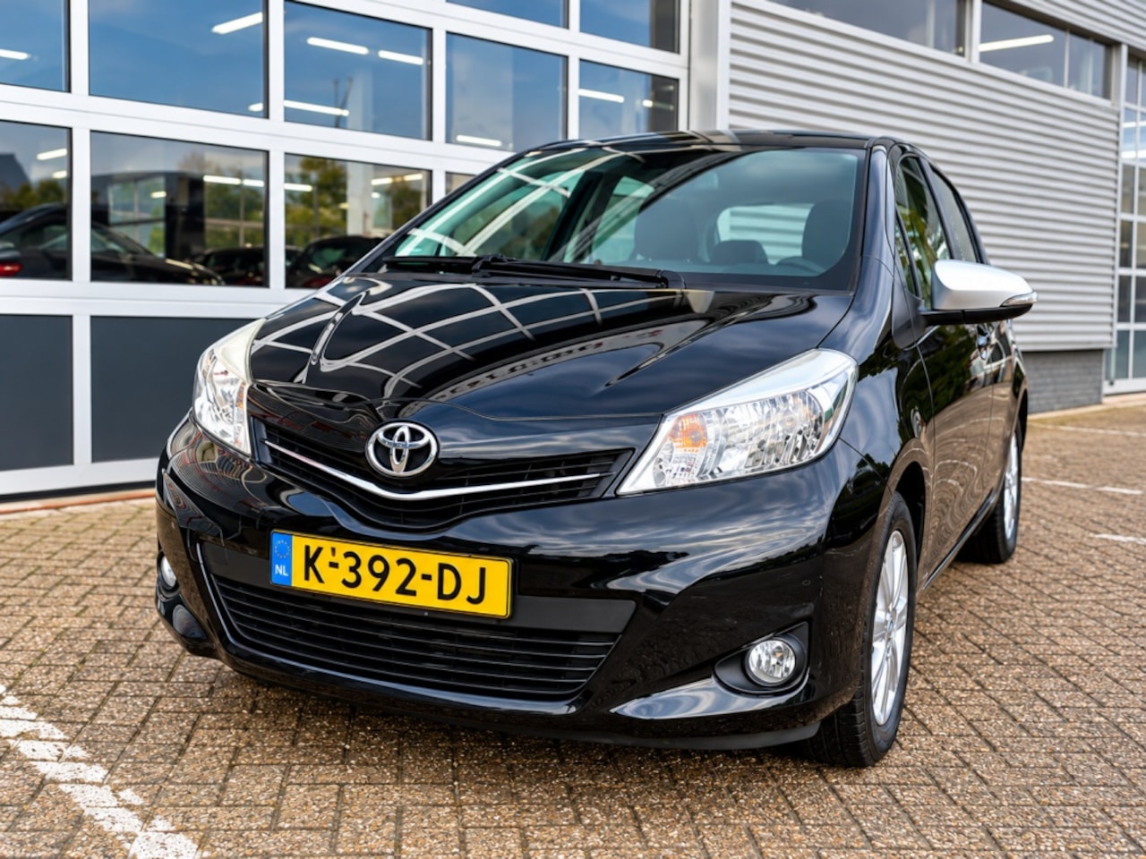 Toyota Yaris - 1.3 VVT-i 99.190km, Airco, Nieuwe APK - AutoWereld.nl