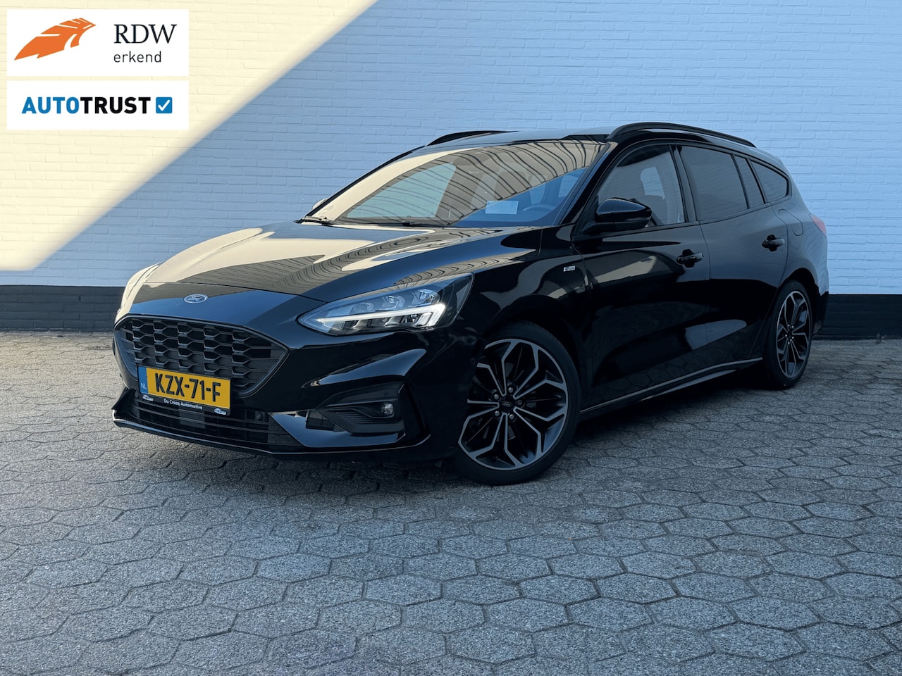 Ford Focus Wagon - EcoBoost 125PK ST Line B&O l HEAD-UP l CAMERA - AutoWereld.nl