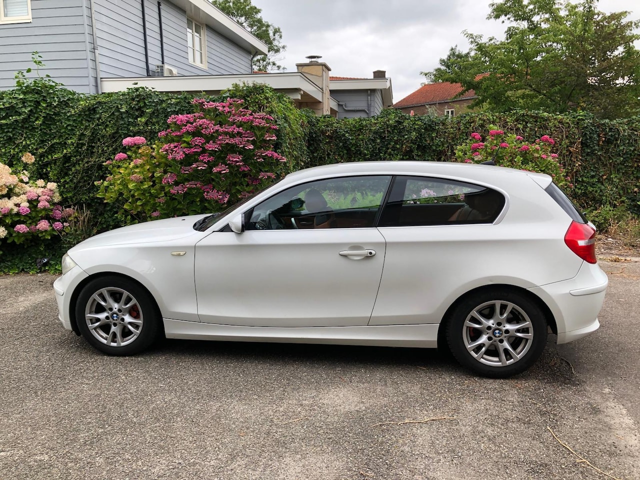 BMW 1-serie - 118i Business Line Lederen bekleding - AutoWereld.nl