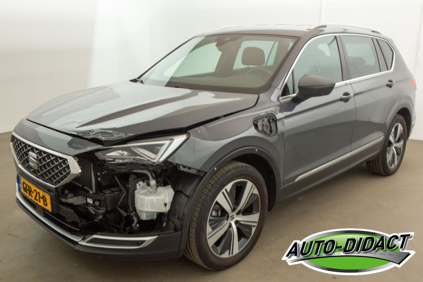 SEAT Tarraco - 1.4 TSI e-Hybrid PHEV Digi Dash Camera Navi Clima FR Business - AutoWereld.nl